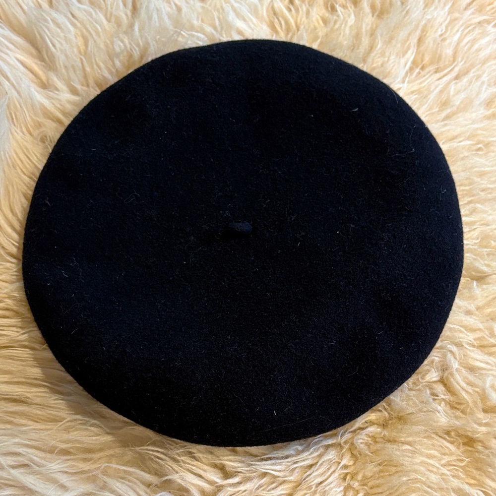 Authentic Basque Black Wool Beret - Picture 2 of 9